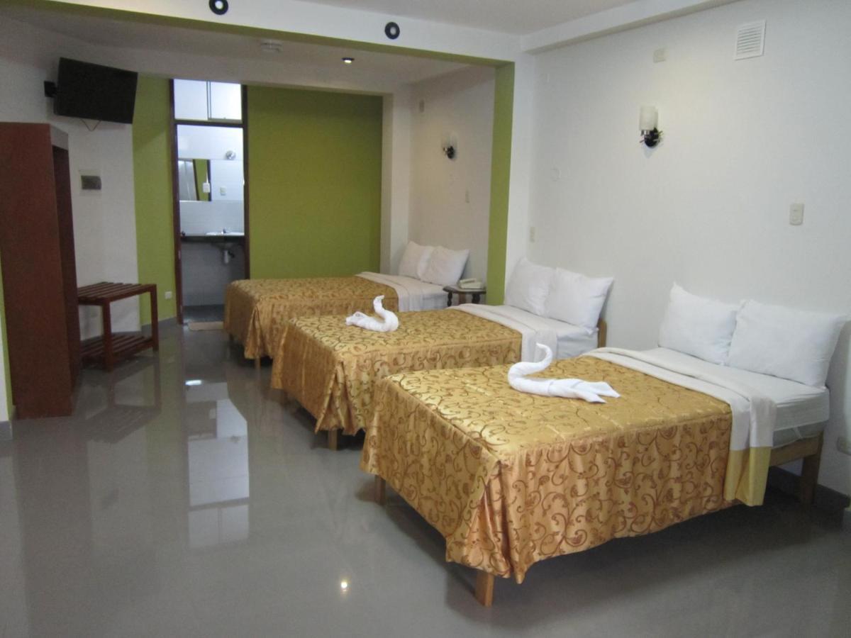 Hotel Plaza Bolognesi Trujillo Esterno foto