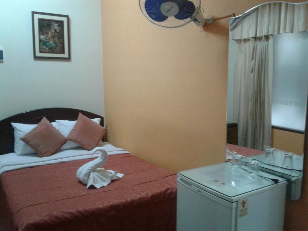 Hotel Plaza Bolognesi Trujillo Esterno foto