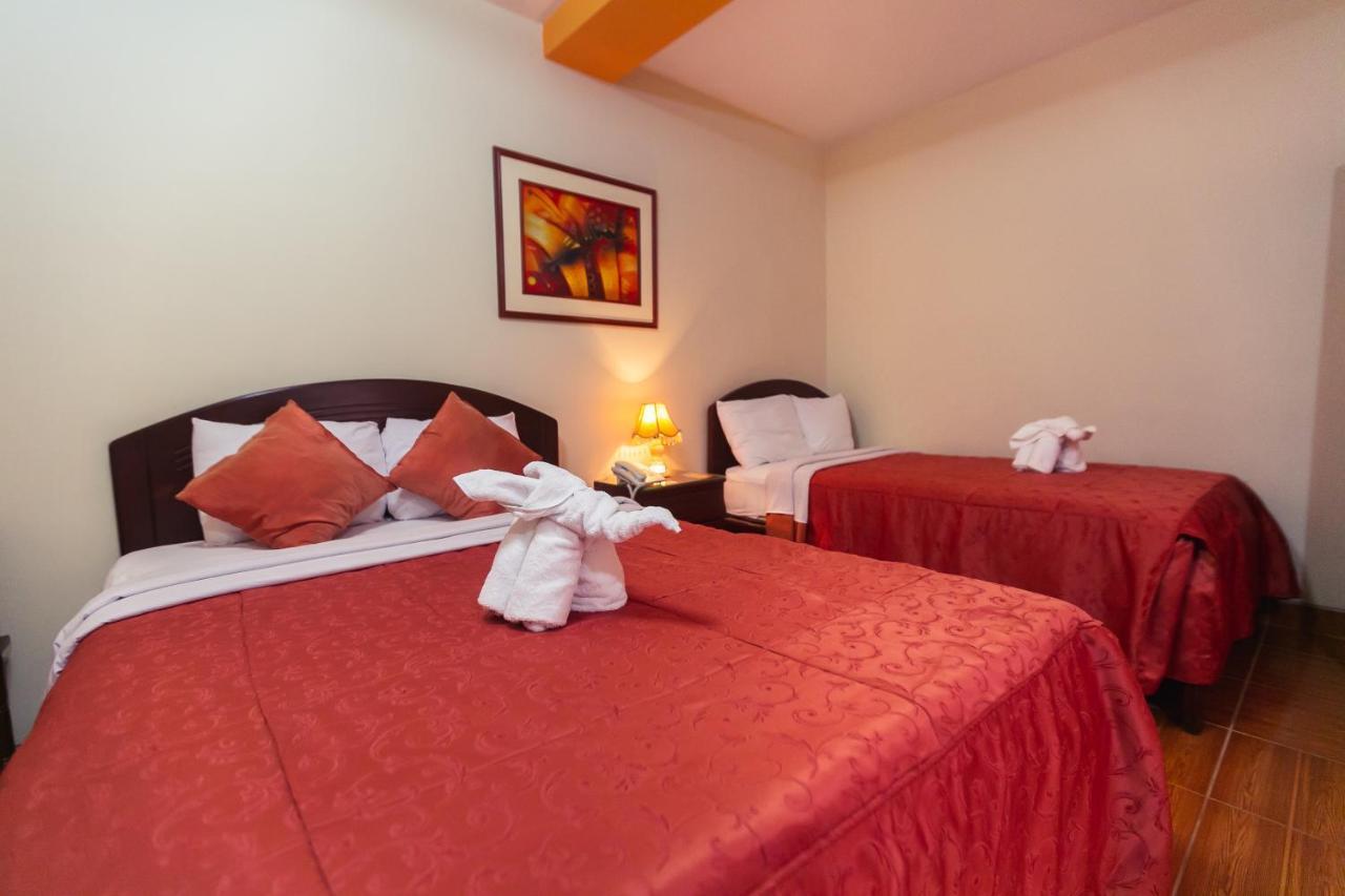 Hotel Plaza Bolognesi Trujillo Esterno foto